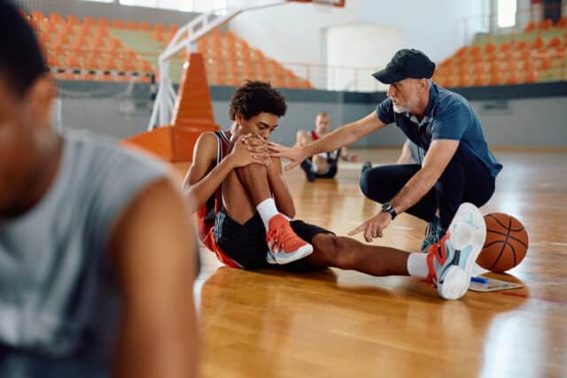Common Basketball Injuries and Cold Compression